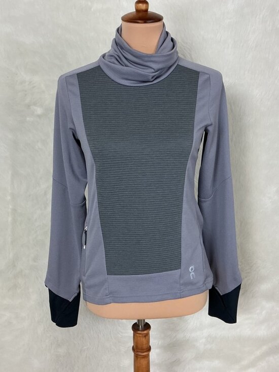 On Running Tops - On Running Gray Long Sleeeve Weather Shirt Fossil Rock XS